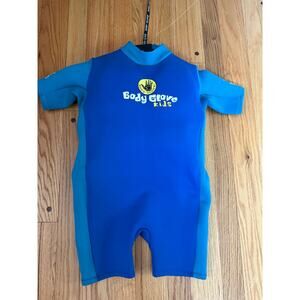 bodyglove kids size medium (40-50 pounds) padded wetsuit body glove